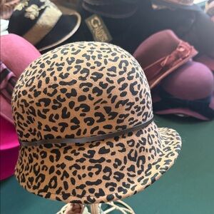 August Hats Leopard Print Women's Hat
